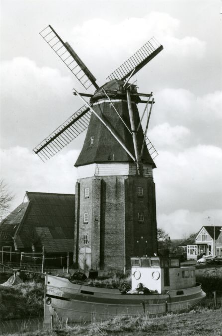 De Grote Geert in 1977, foto: Groninger molenarchief